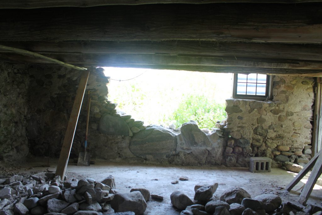Lang Pig Barn, Mulmer aug 1 2011