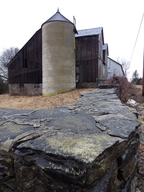 Stone fence