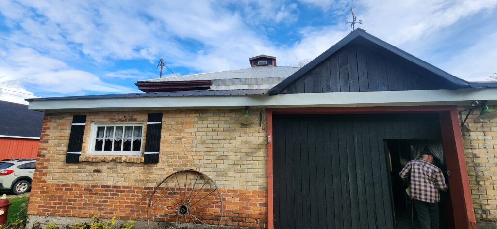 brick house and abrn combo apple storage building